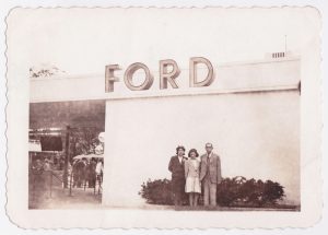 New immigrants Anna, Eva, Julius, at New York City’s World’s Fair, summer 1940
